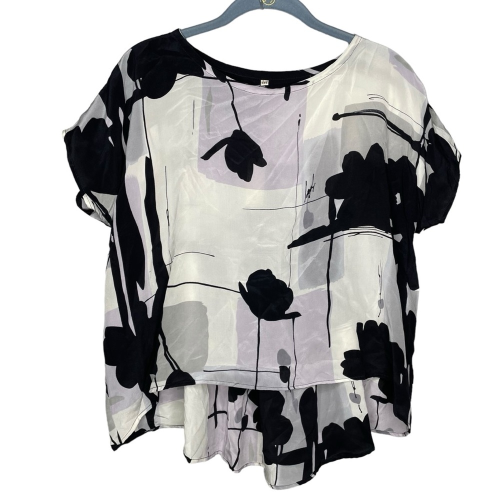Lu silk blouse floral print short sleeve NWT